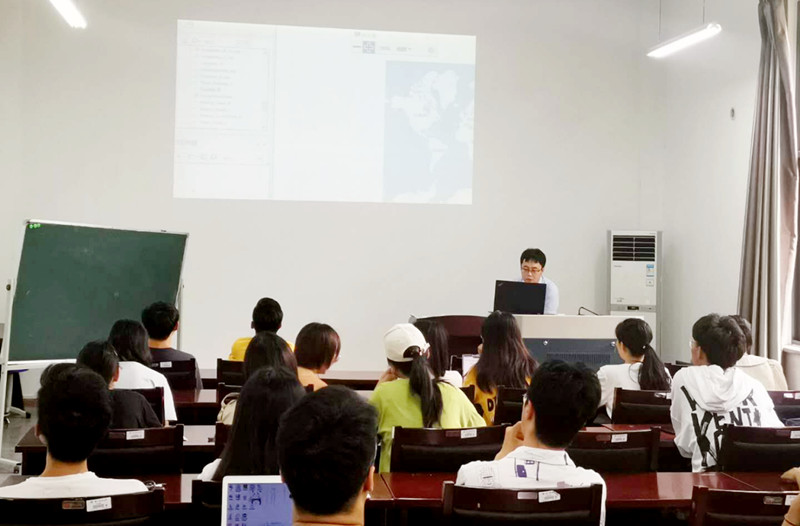 大學生空間信息技術協會舉辦專業學科競賽輔導講座